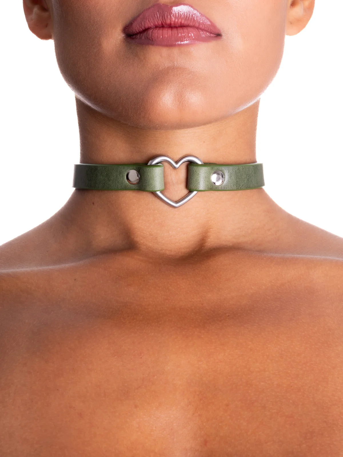 Image of a gothic collar