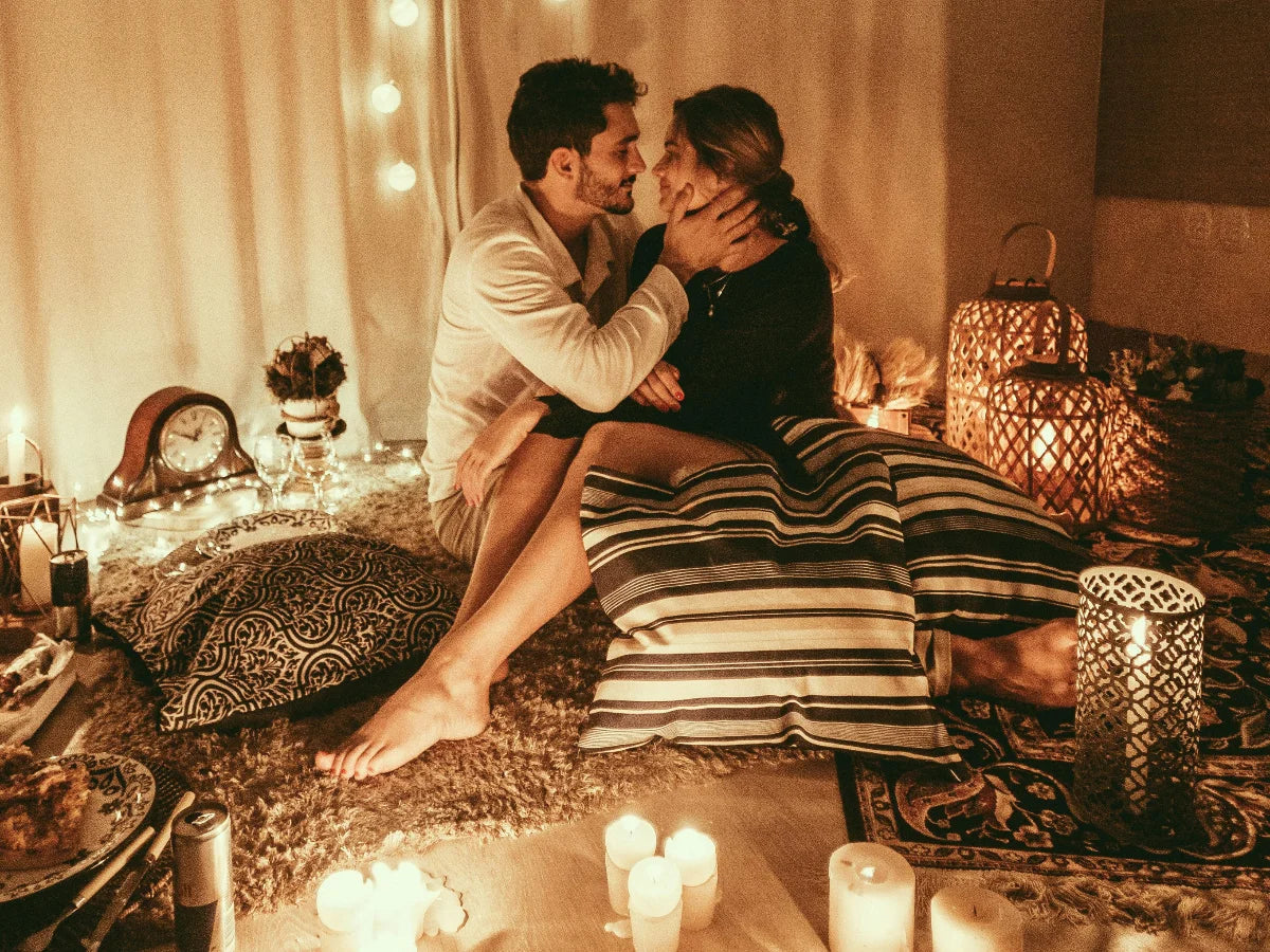 couple doing a romantic fun date idea 