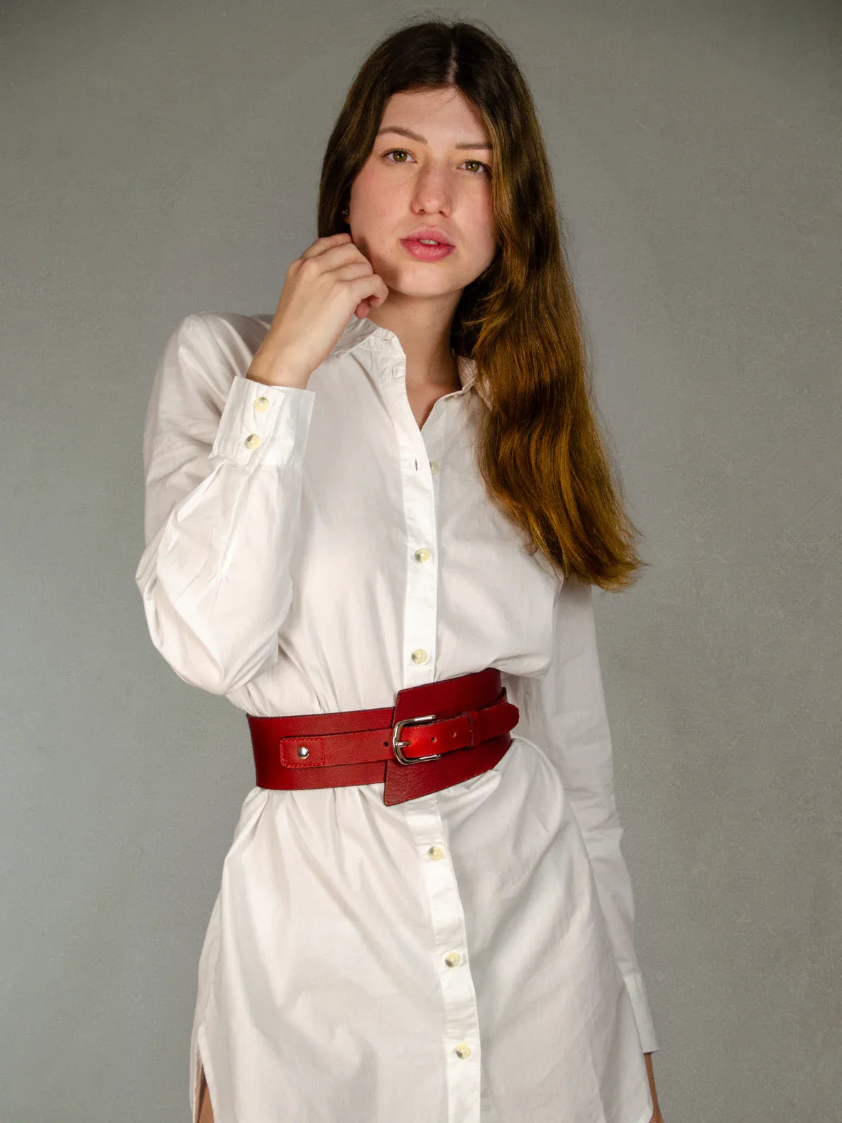 Model wearing  GRACE BELT FOR DRESS