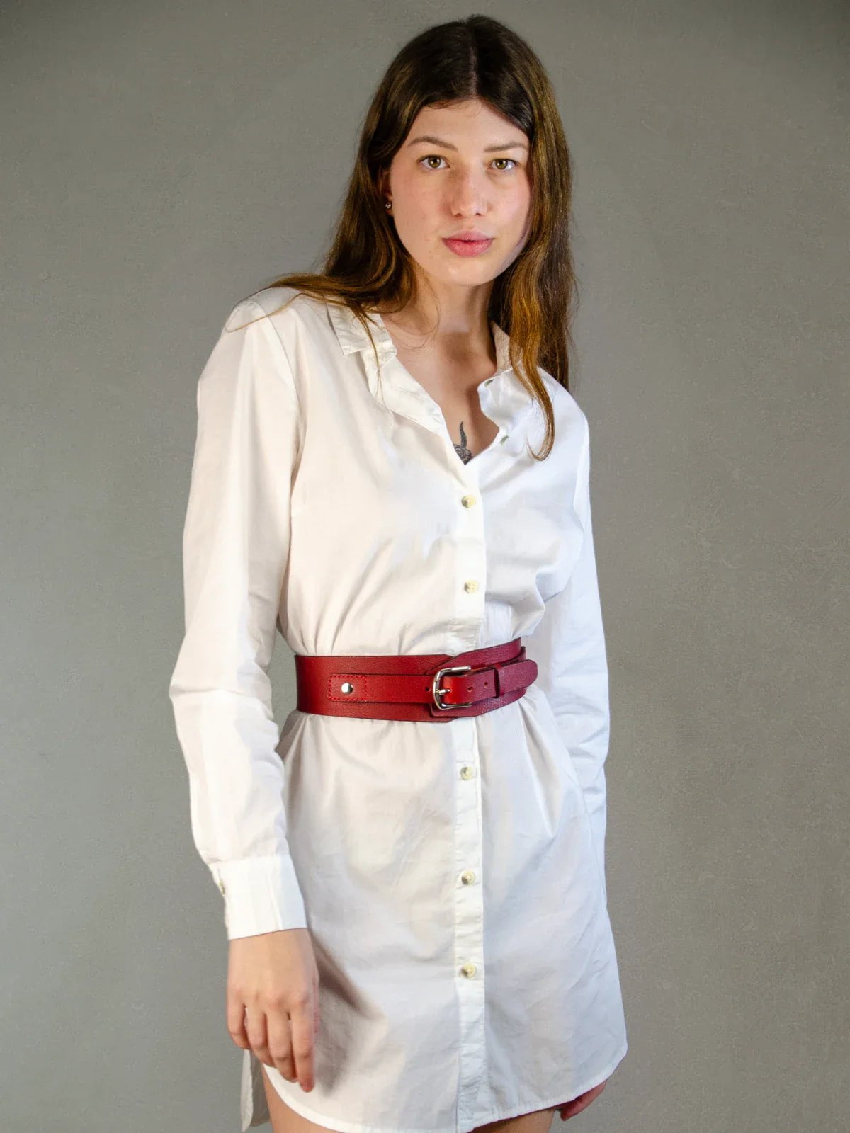 Model wearing  JADE DRESS BELT
