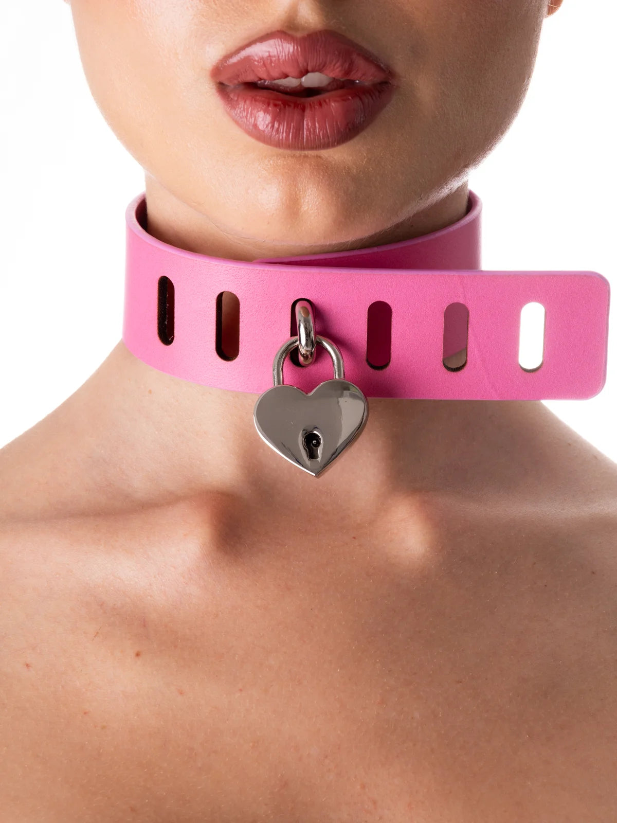 product image of a submissive choker in pink
